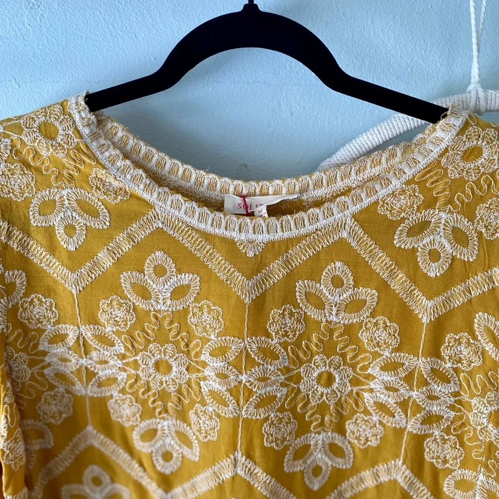Solitaire Yellow Blouse - Picture 3 of 7